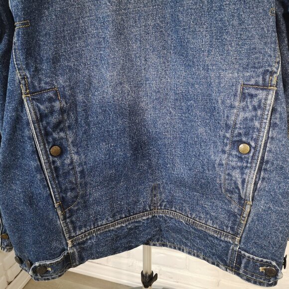 Calvin Klein Jeans Co. Men's Size Medium Lined Medium Wash Heavy Jean Jacket - Picture 12 of 15